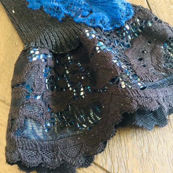 Handmade goth stretch lace black glovelet - Picture 8 of 9